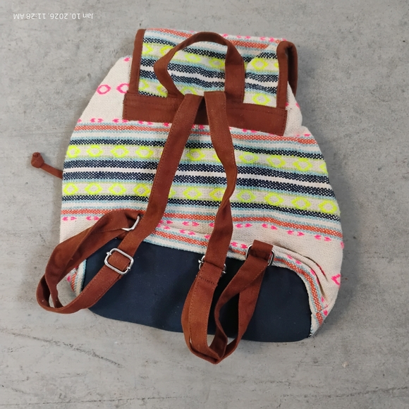 🚨5 For $25🚨Stylish Multicolor Backpack - Picture 2 of 3